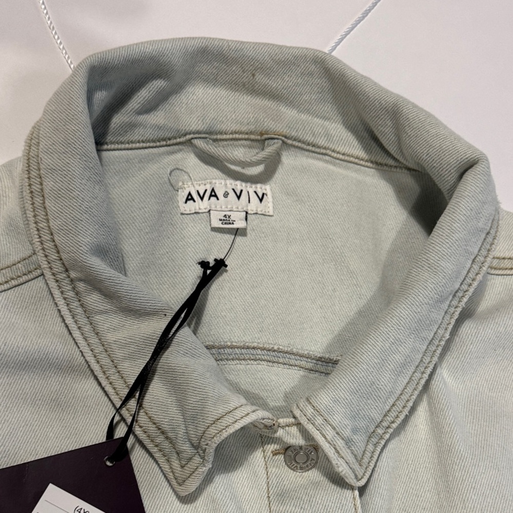 Light Blue Denim Jacket 4X - Picture 3 of 4